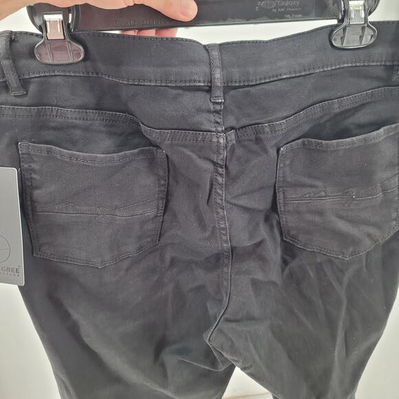 Soho New York Jeans Black Jegging XL stretch Straight leg NEW Flex For It - Picture 6 of 6